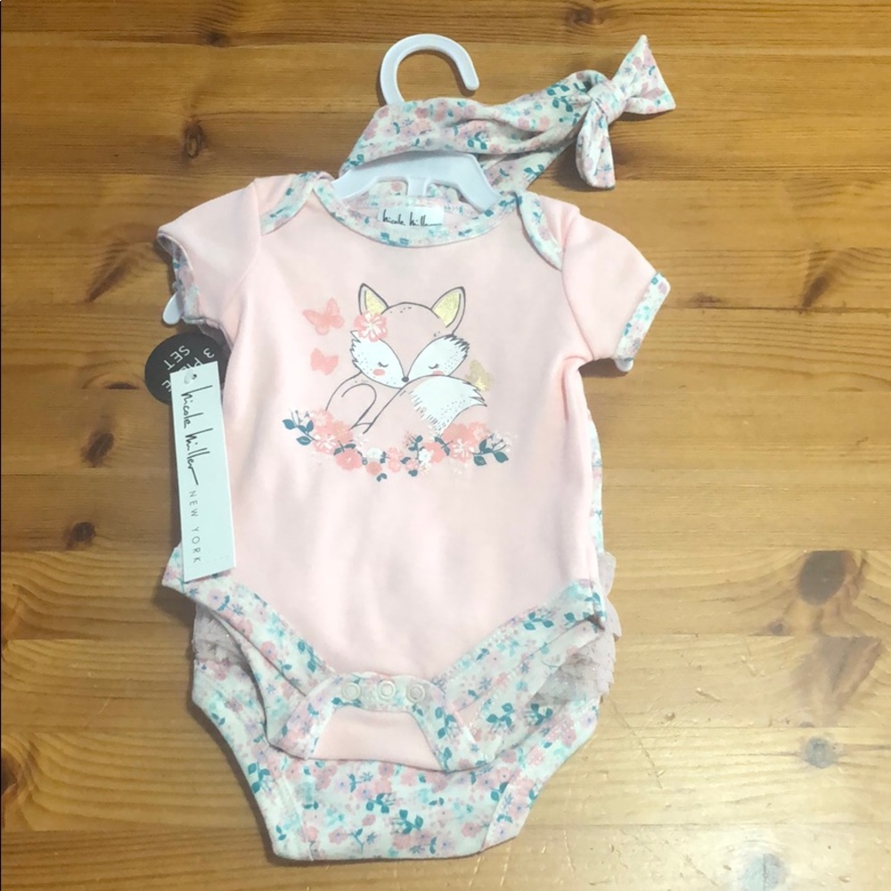 Fox onesie and flower onesie